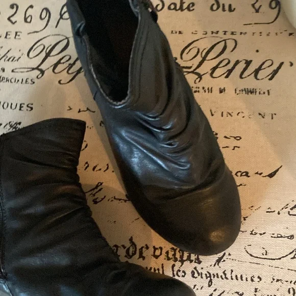 Short boot - Picture 2 of 4